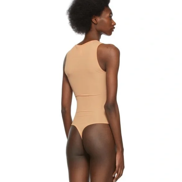 SKIMS Jelly Sheer Crewneck Bodysuit - Clay - Picture 4 of 6